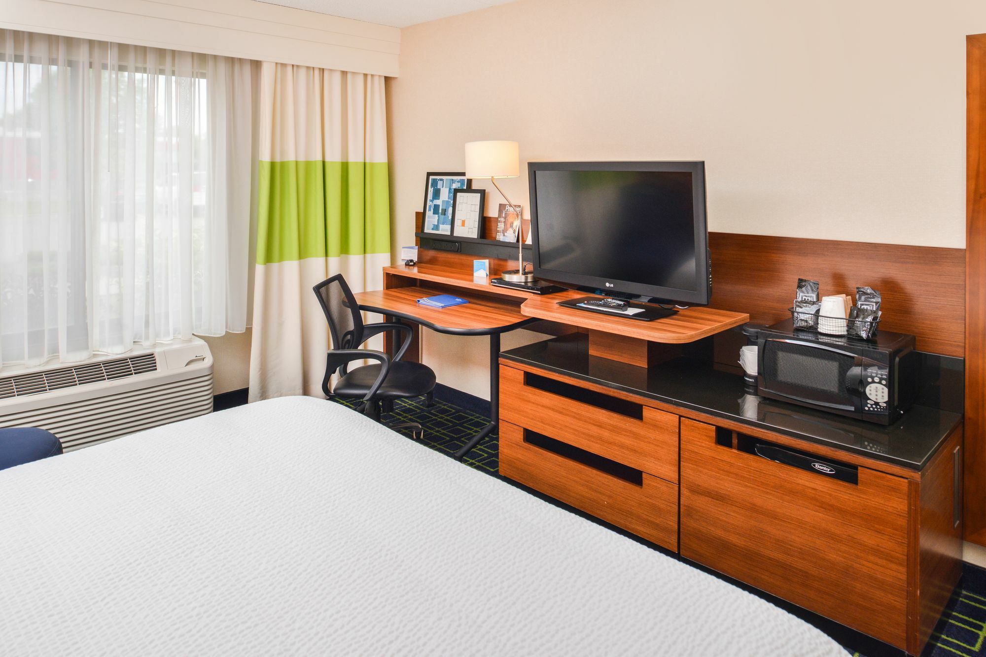 Fairfield Inn Corning Riverside Exteriör bild